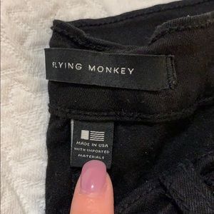 Black Flying Monkey Skinny